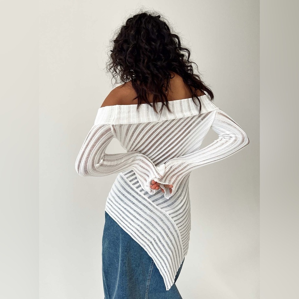 *NWT* Princess Polly Women’s Off the Shoulder Cloud Sweater in Rust, Size XS/S - Picture 5 of 14